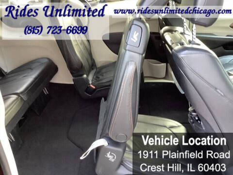 2017 Chrysler Pacifica Touring-L Plus