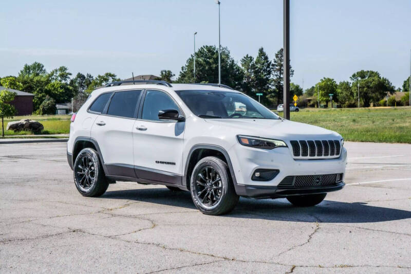 2023 Jeep Cherokee Altitude Lux