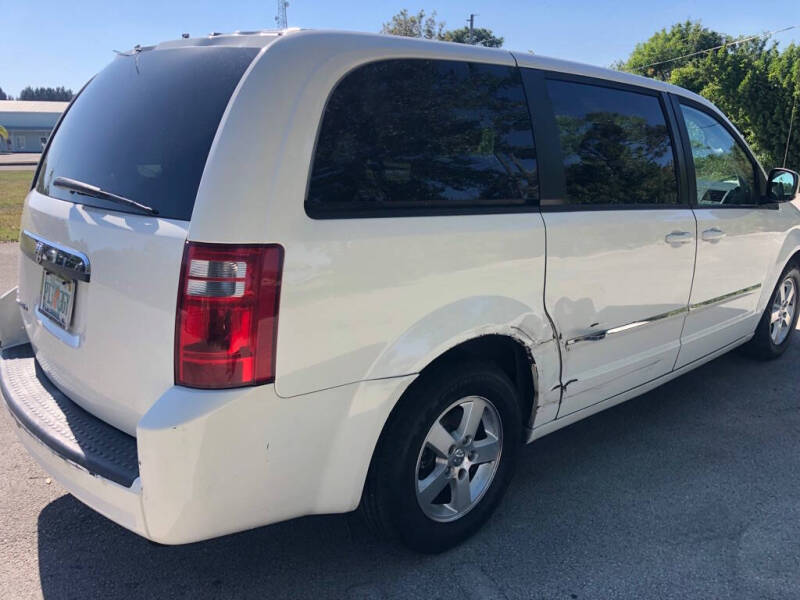 2008 Dodge Grand Caravan SXT
