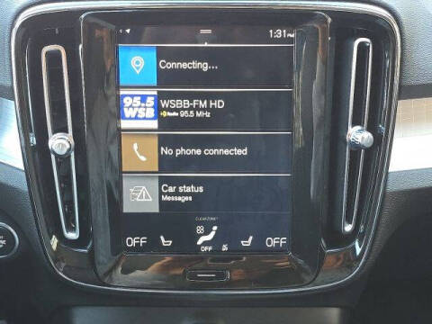 2020 Volvo XC40 T5 Momentum