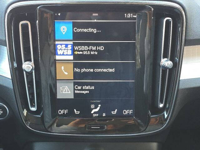 2020 Volvo XC40 T5 Momentum