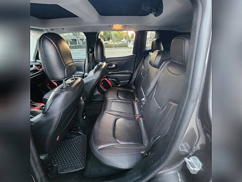 2016 Jeep Renegade Trailhawk