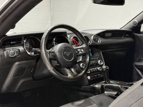 2015 Ford Mustang V6