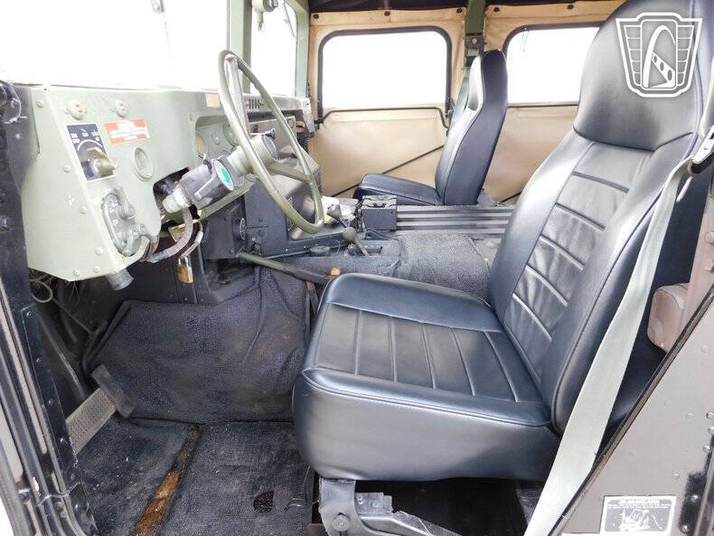 1991 AM General Hummer