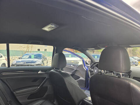2015 Volkswagen Golf R