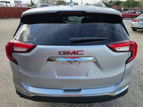 2022 GMC Terrain SLT