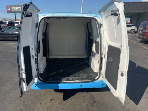 2021 Nissan NV200 SV