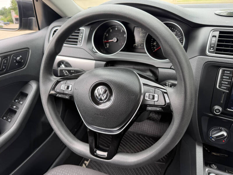 2016 Volkswagen Jetta