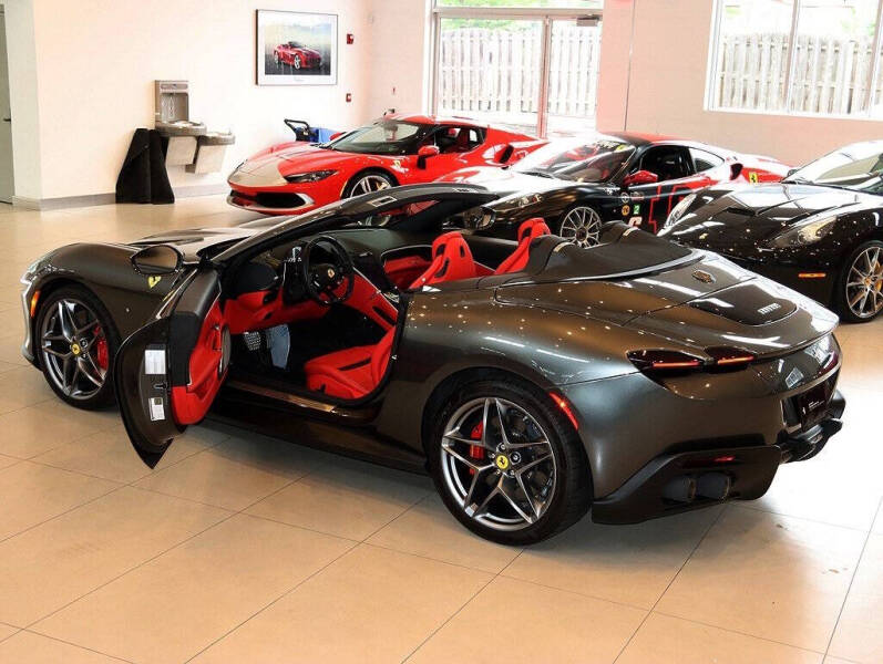 2024 Ferrari Roma Spider