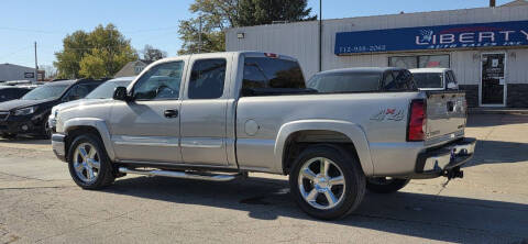 2004 Chevrolet Silverado 1500 LS