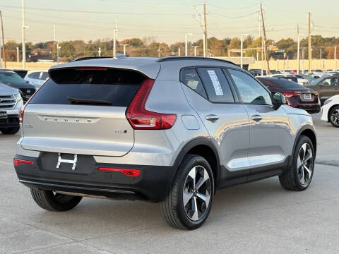 2024 Volvo XC40