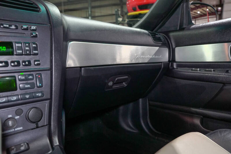 2003 Ford Thunderbird Deluxe
