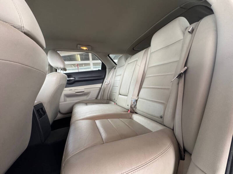 2005 Dodge Magnum RT