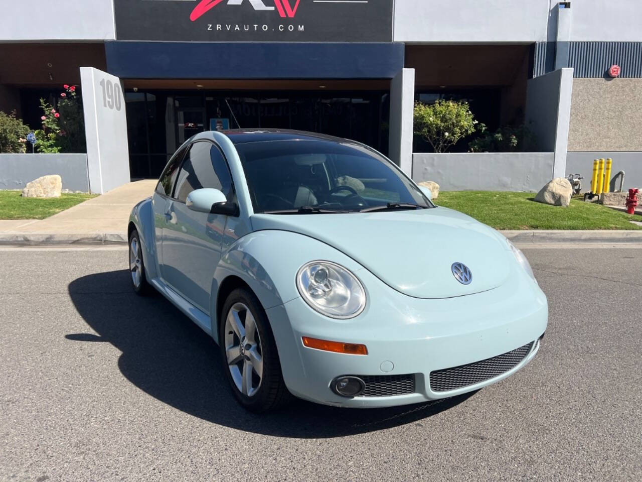 2010 Volkswagen New Beetle for sale at ZRV AUTO INC in Brea, CA