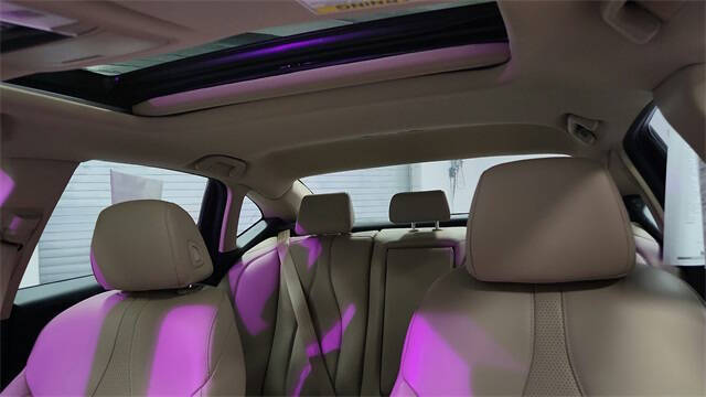 2025 Acura TLX w/Tech