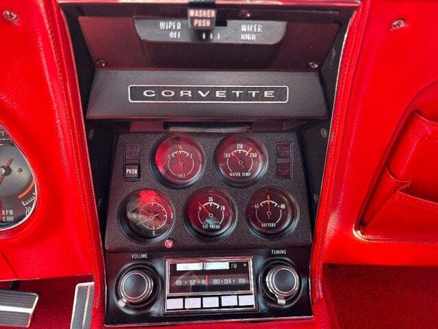 1971 Chevrolet Corvette 34