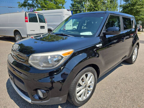 2017 Kia Soul +