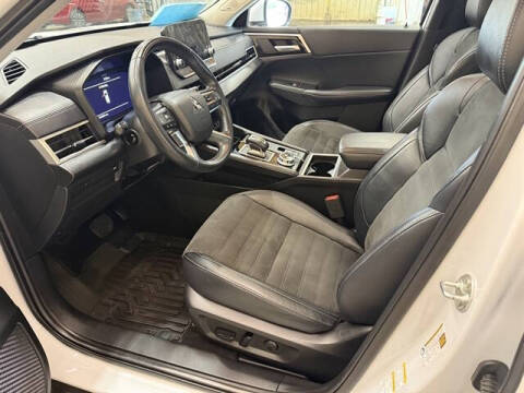 2024 Mitsubishi Outlander