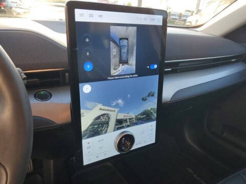 2022 Ford Mustang Mach-E Select