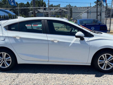 2017 Chevrolet Cruze LT Auto
