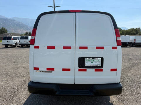 2021 Chevrolet Express 2500