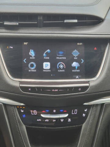 2017 Cadillac XT5 Premium Luxury
