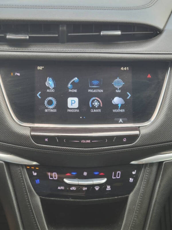 2017 Cadillac XT5 Premium Luxury