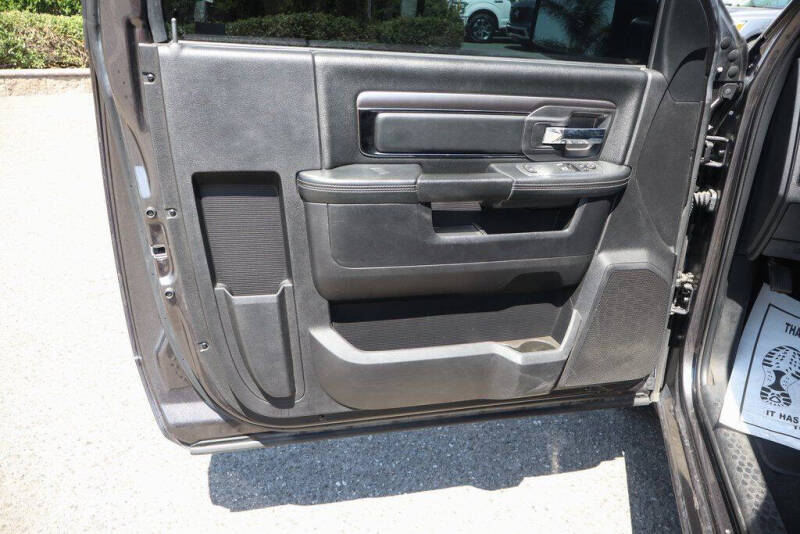 2016 RAM 1500 Sport