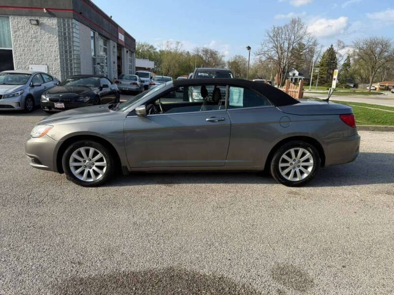 2012 Chrysler 200 Touring