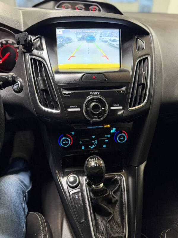 2017 Ford Focus ST