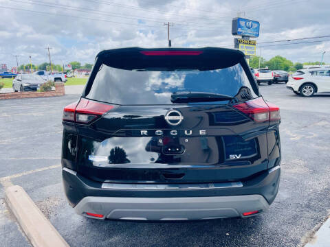 2022 Nissan Rogue SV