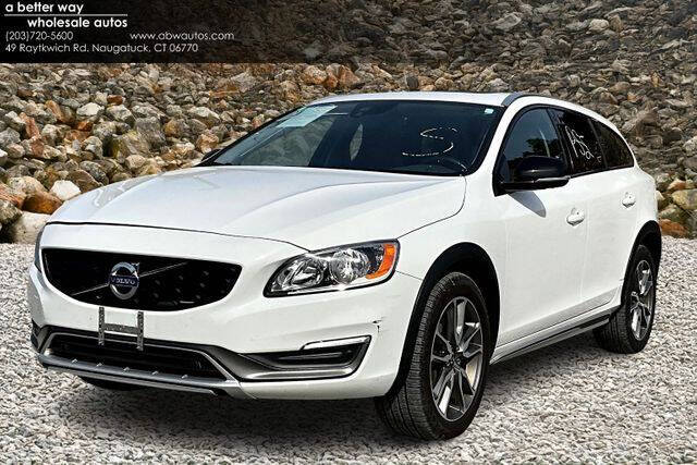 2015 Volvo V60 Cross Country T5