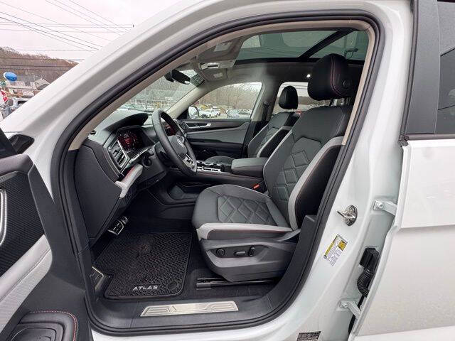 2025 Volkswagen Atlas Peak Edition 4Motion