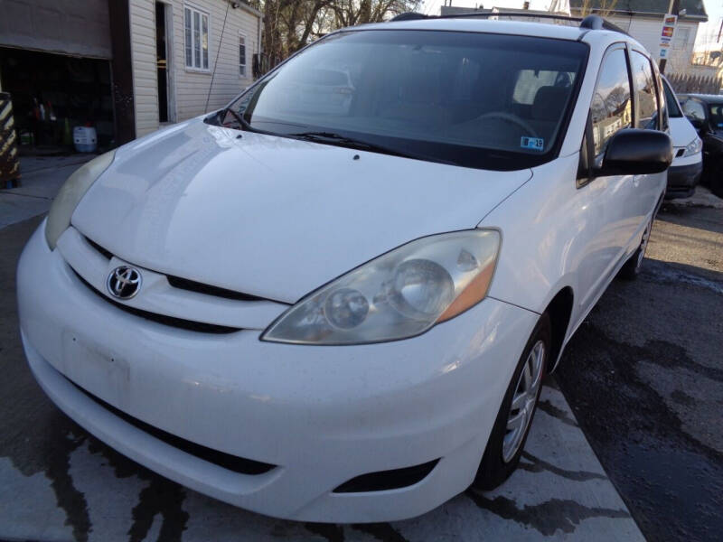 2007 Toyota Sienna CE 7-Passenger