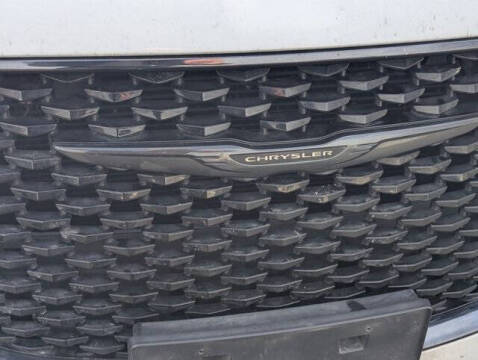 2022 Chrysler 300 Touring