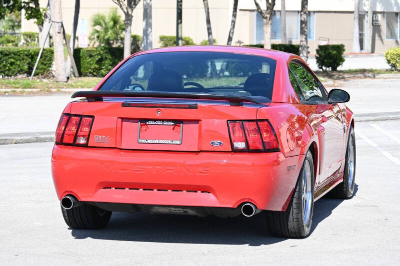 2004 Ford Mustang Mach 1 Premium