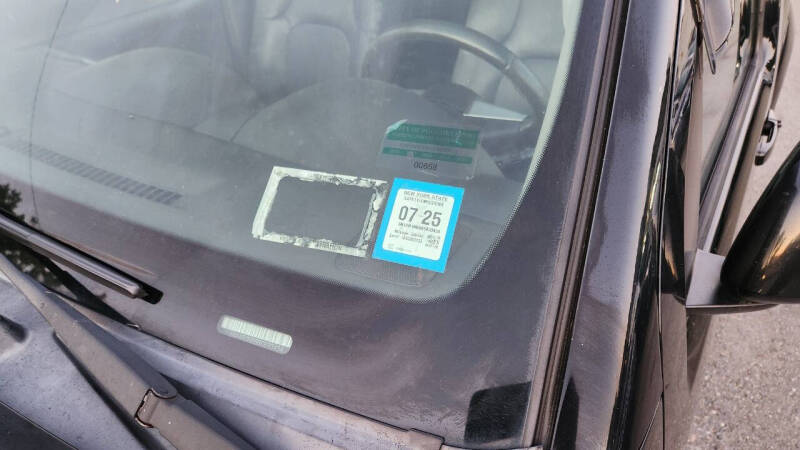 2011 Nissan Pathfinder Silver Edition