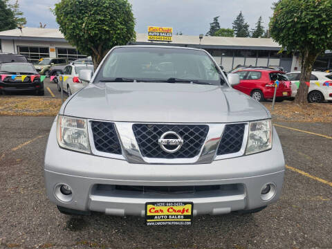 2005 Nissan Pathfinder XE