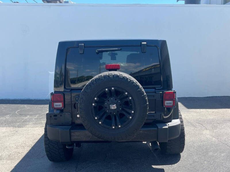 2012 Jeep Wrangler Unlimited Sahara