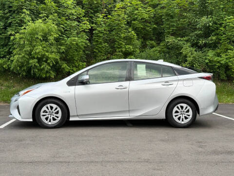 2016 Toyota Prius Two