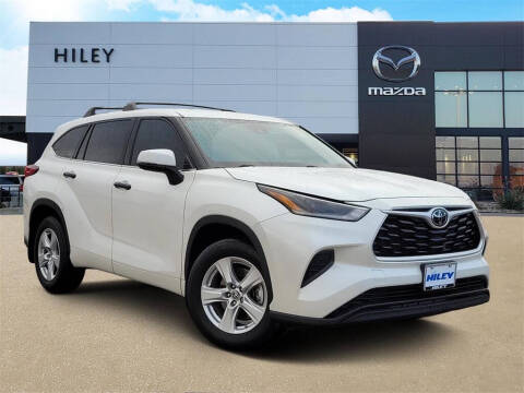 2021 Toyota Highlander for sale at HILEY MAZDA VOLKSWAGEN of ARLINGTON in Arlington TX