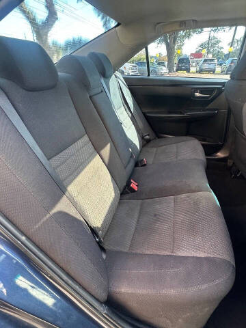 2015 Toyota Camry LE