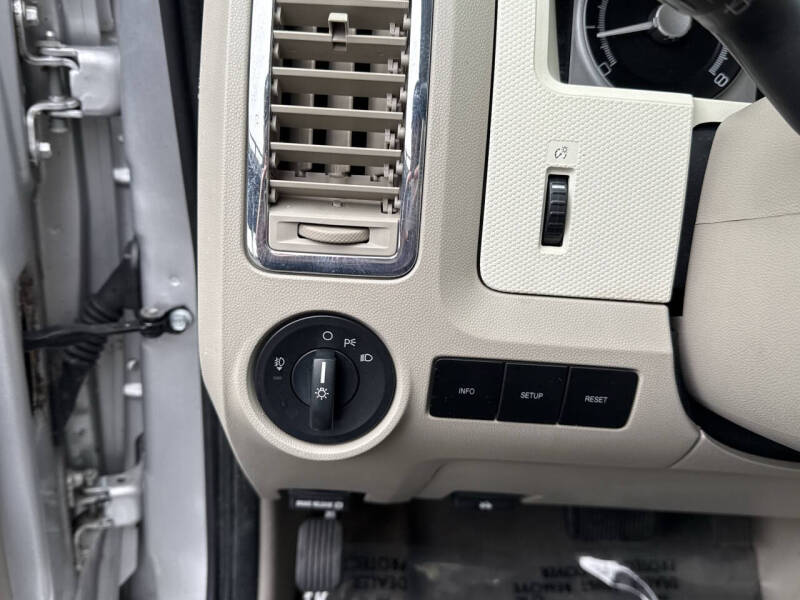 2008 Mercury Mariner V6