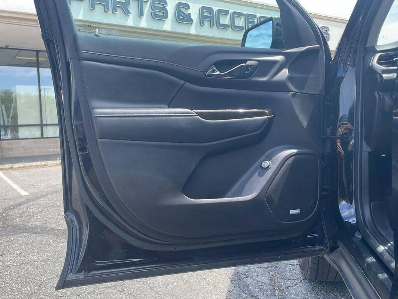 2021 GMC Acadia AT4