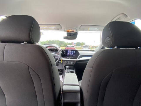 2025 Chevrolet Trax LS