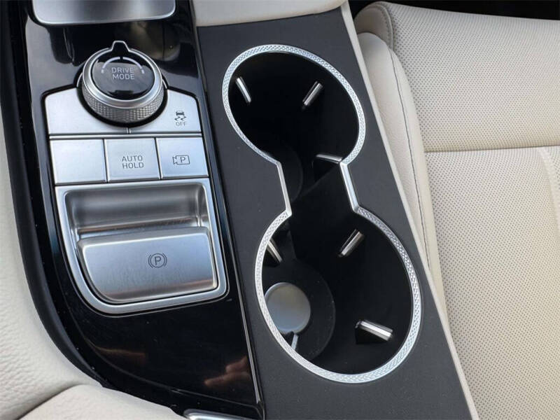 2026 Genesis G70 2.5T Standard