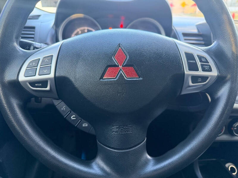 2015 Mitsubishi Lancer ES