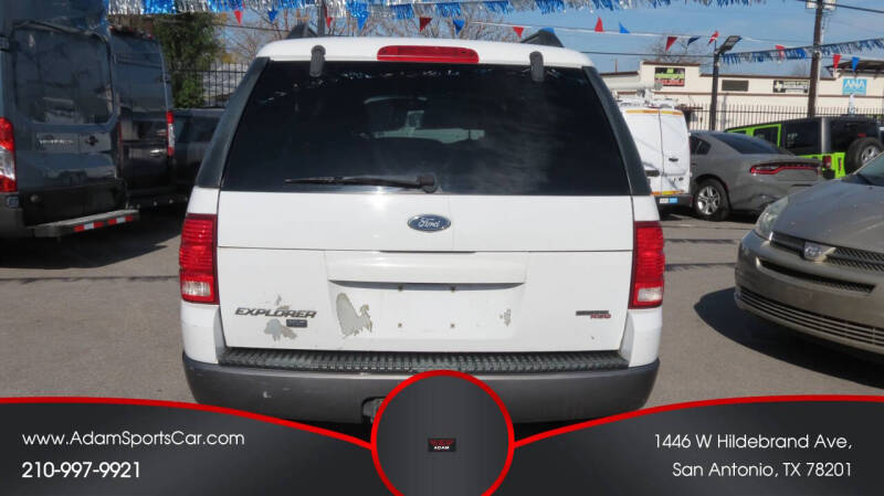 2005 Ford Explorer XLT