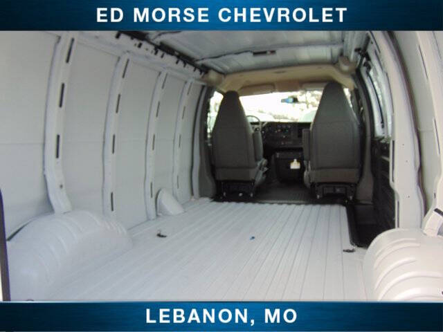 2025 Chevrolet Express 2500