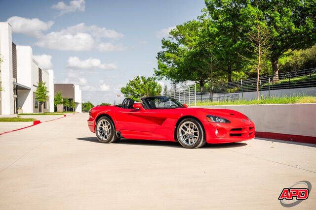 2003 Dodge Viper SRT-10
